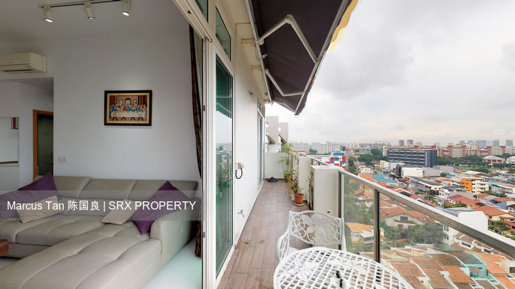 Vacanza @ East (D14), Condominium #221396501